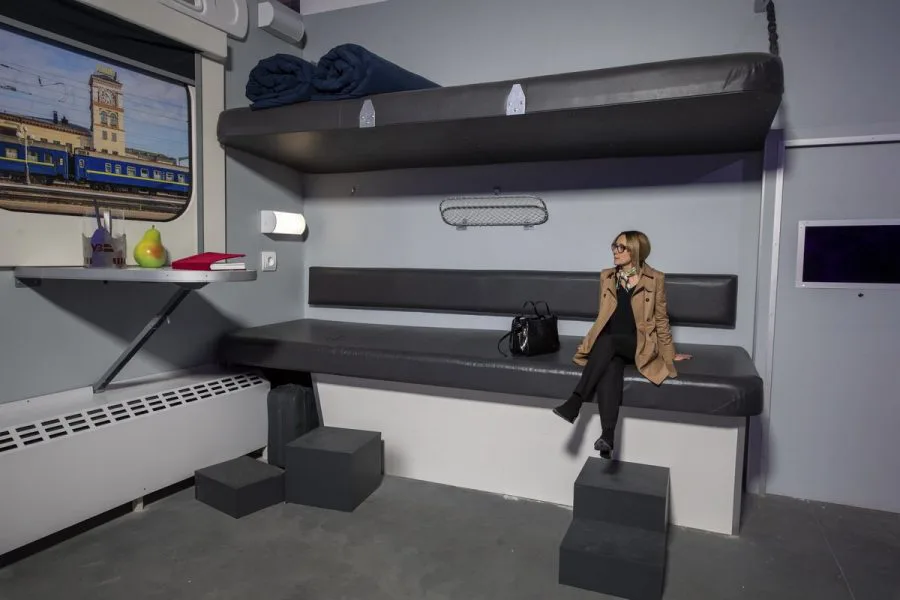 1ajnpKYwXb2B4J 0rCYrWg