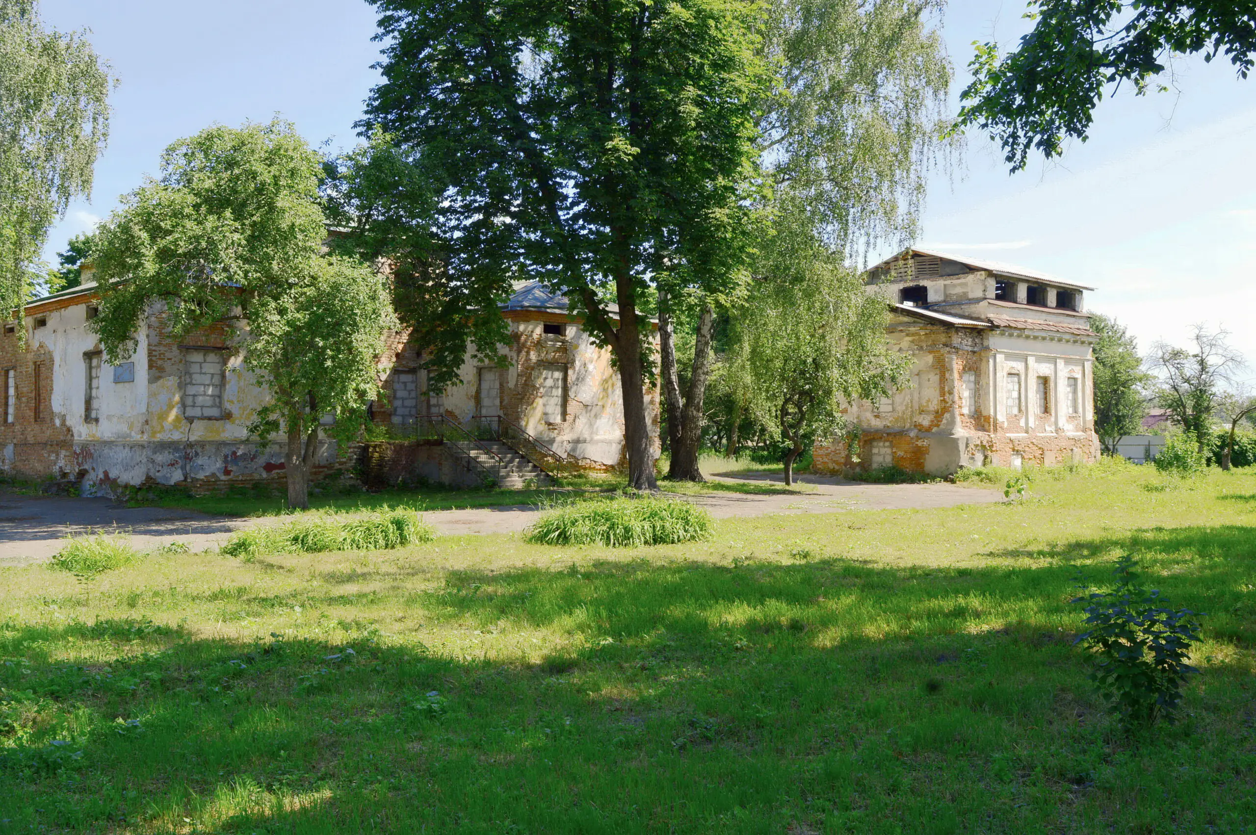 Sadyba Lyntvarovykh 01 scaled