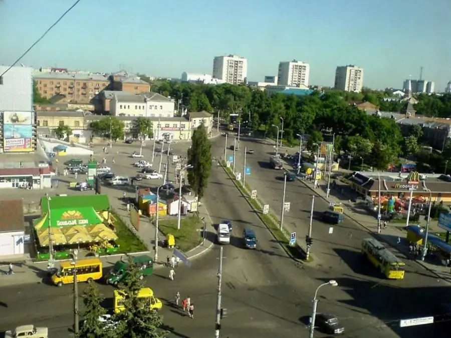 Bazarnaia ploshchad Un kyev kon 2000 kh 2009