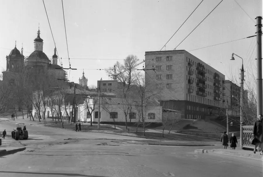 Kooperatyvnaia YUryy Smoliarov