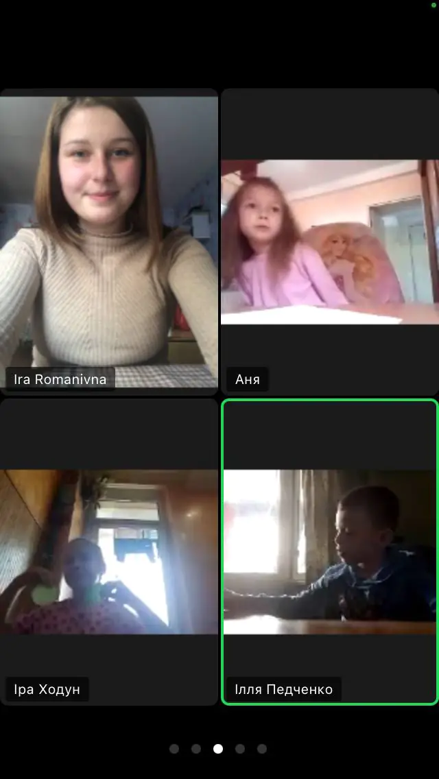 photo5438572355573102106