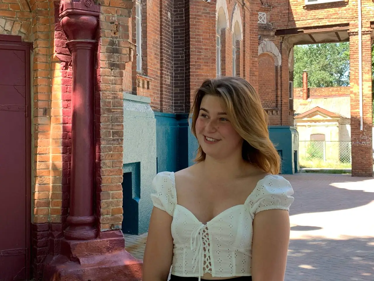 photo5462919679065568651