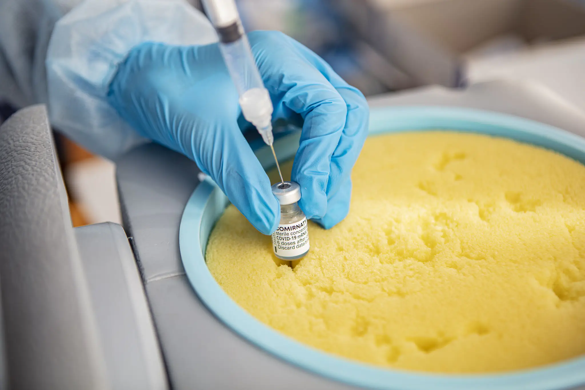 51248262742 b7510551cb k