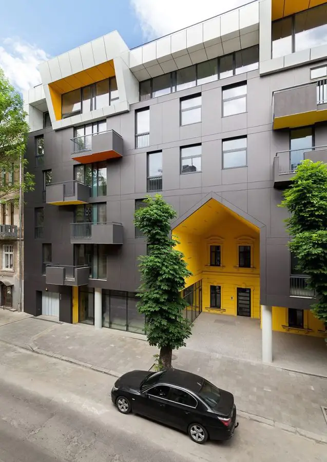 ZHytlovyy budynok po vul. YEfremova 26 skyscrapercity 02