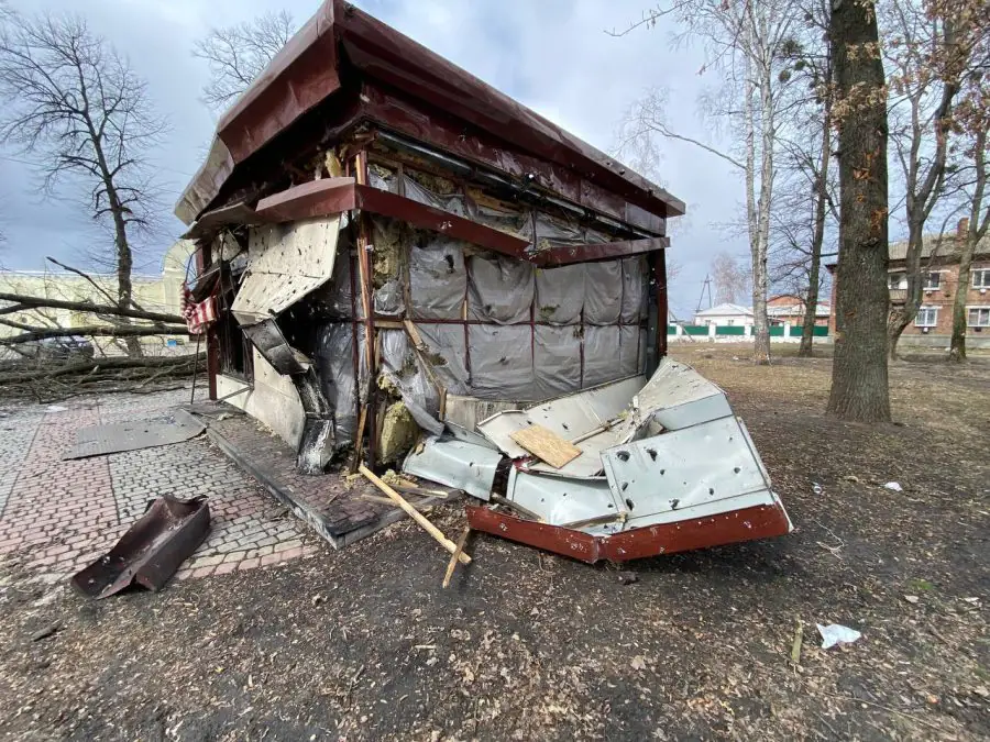 Zruynovanyy zaklad na mistsia iakoho bude novyy
