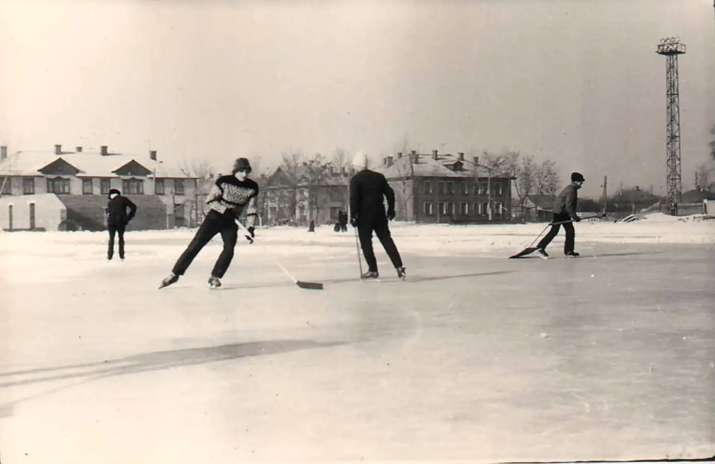 Avanhard-kon-60-kh-nach-70-kh_4