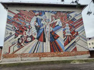 Мозаїка в селі Вільшана на Сумщині. Фото: Лариса Савченко