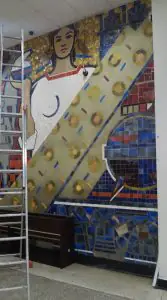 Мозаїка в сумському ЦУМі. Фото: Олег Кривцов