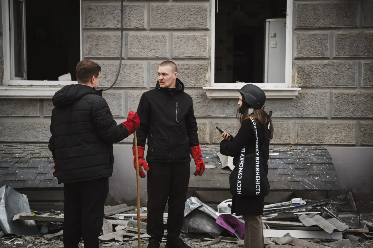 photo 1 2025 04 13 19 09 28