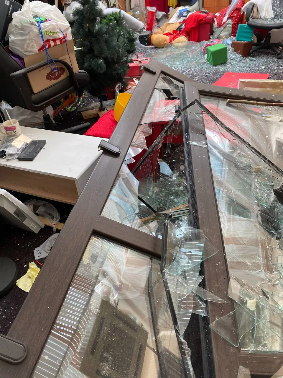 photo 2025 04 13 19 11 38