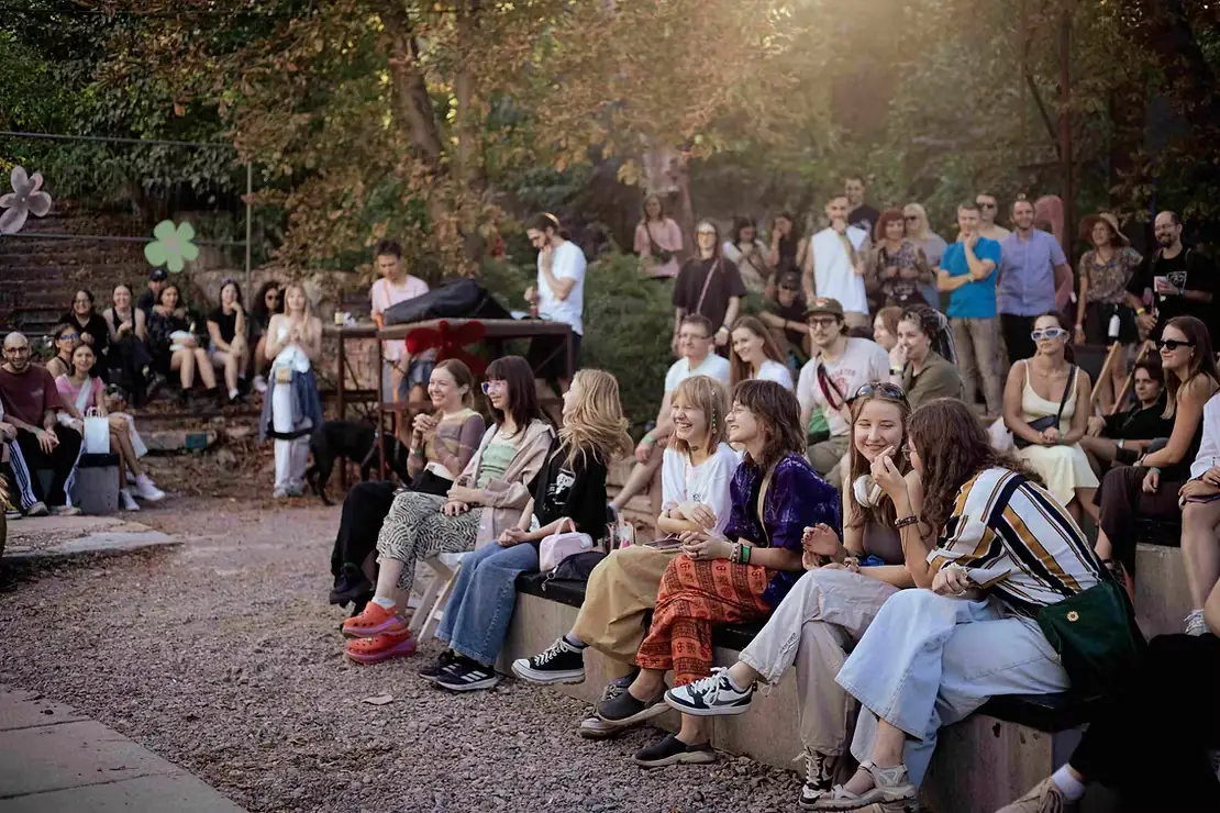 ccf763 f84746e34746472d972a3e9c0965ff5a mv2 1 ccf763 f84746e34746472d972a3e9c0965ff5a mv2 1