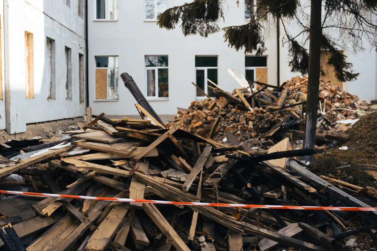 photo 2025 05 16 16 09 38 photo 2025 05 16 16 09 38