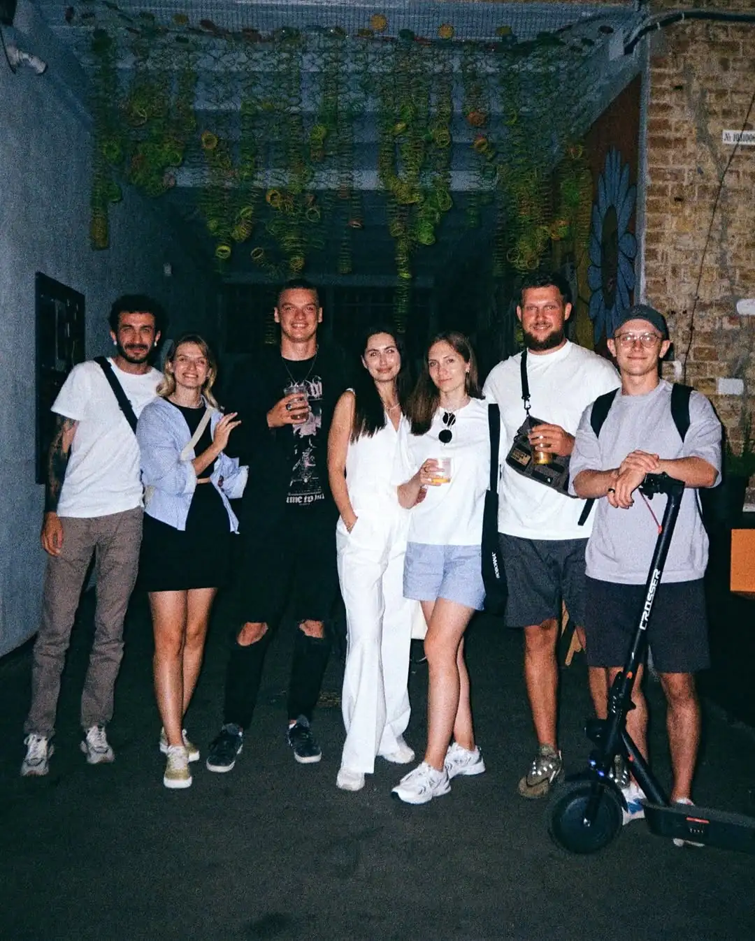 Tak tak tse mozhno bulo zrobyty klasnym albomom na zghadku pro chudovyy 2