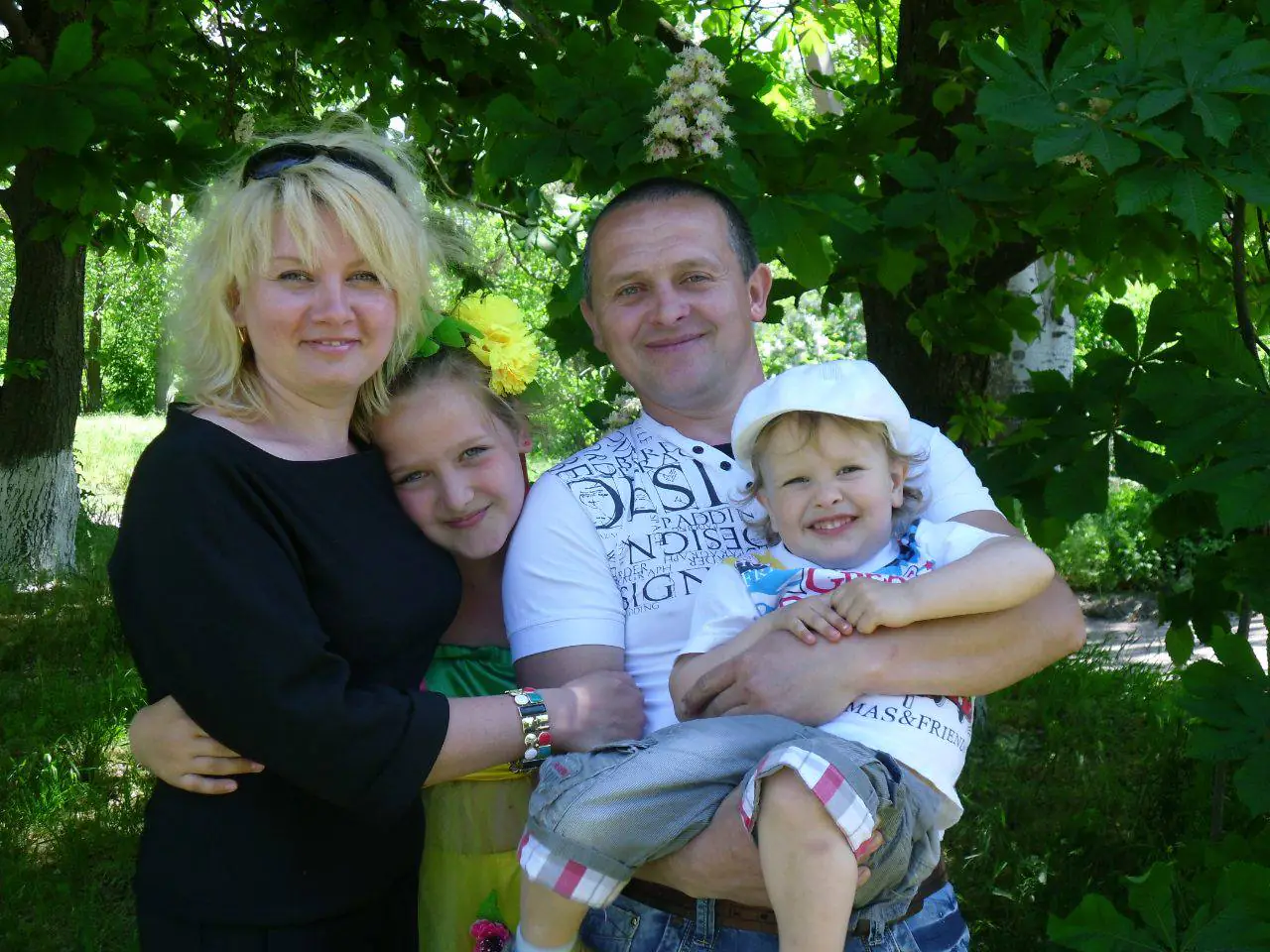 photo 5368392018725829359 y