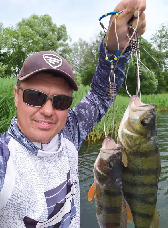 photo 5402229656574358652 x