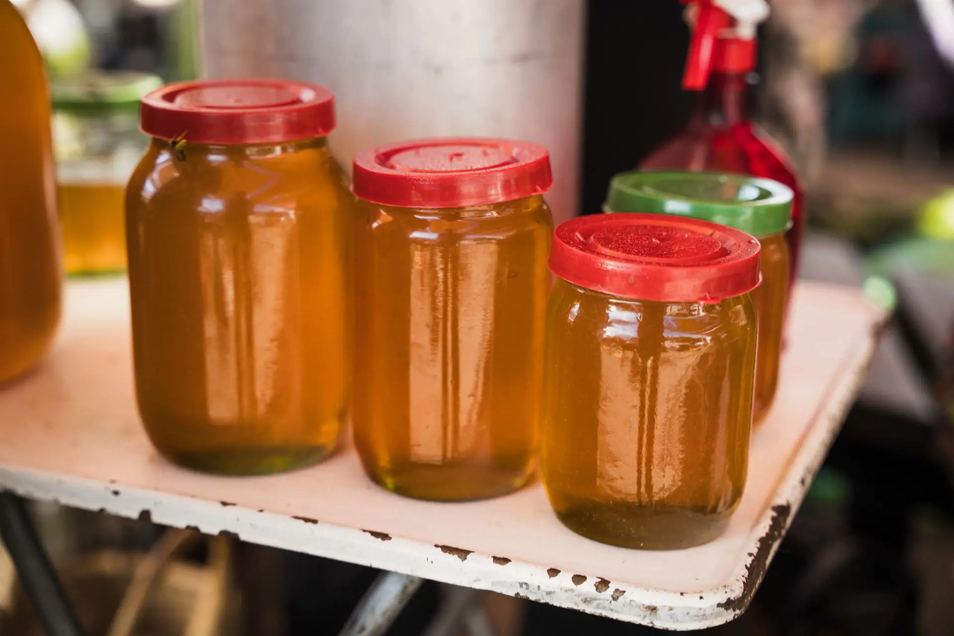 ESH 31 Банки з медом на сумському базарі