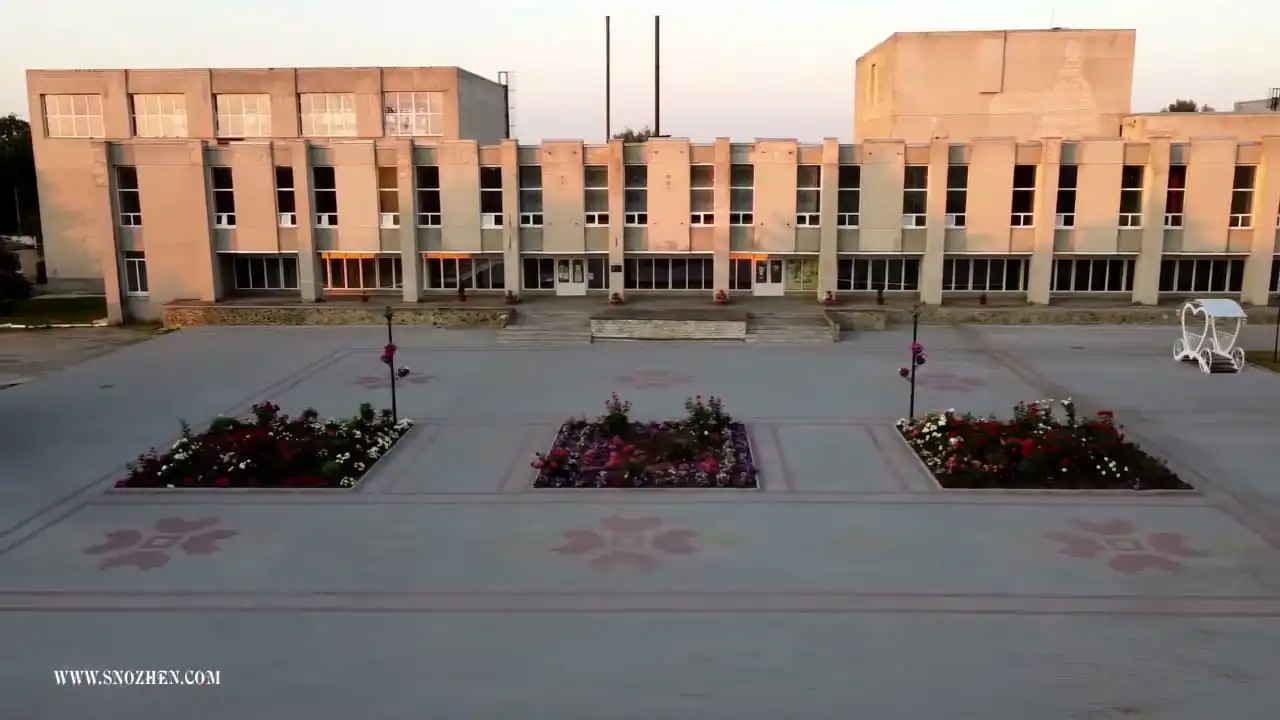 Краснопільський Палац культури до того, як фото зруйнували росіяни