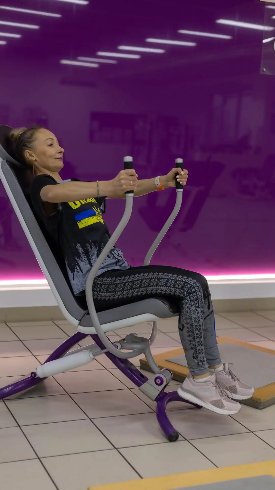 Спортзал FitCurves (2)