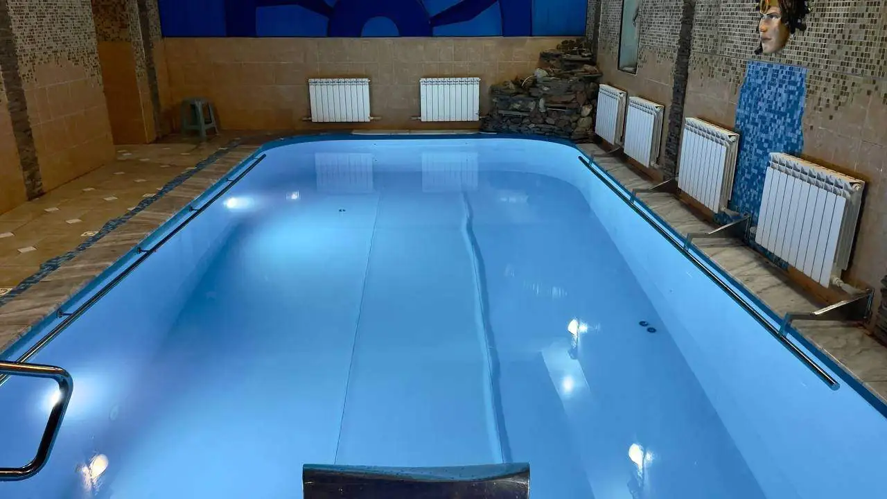 Басейн у клініці Сум