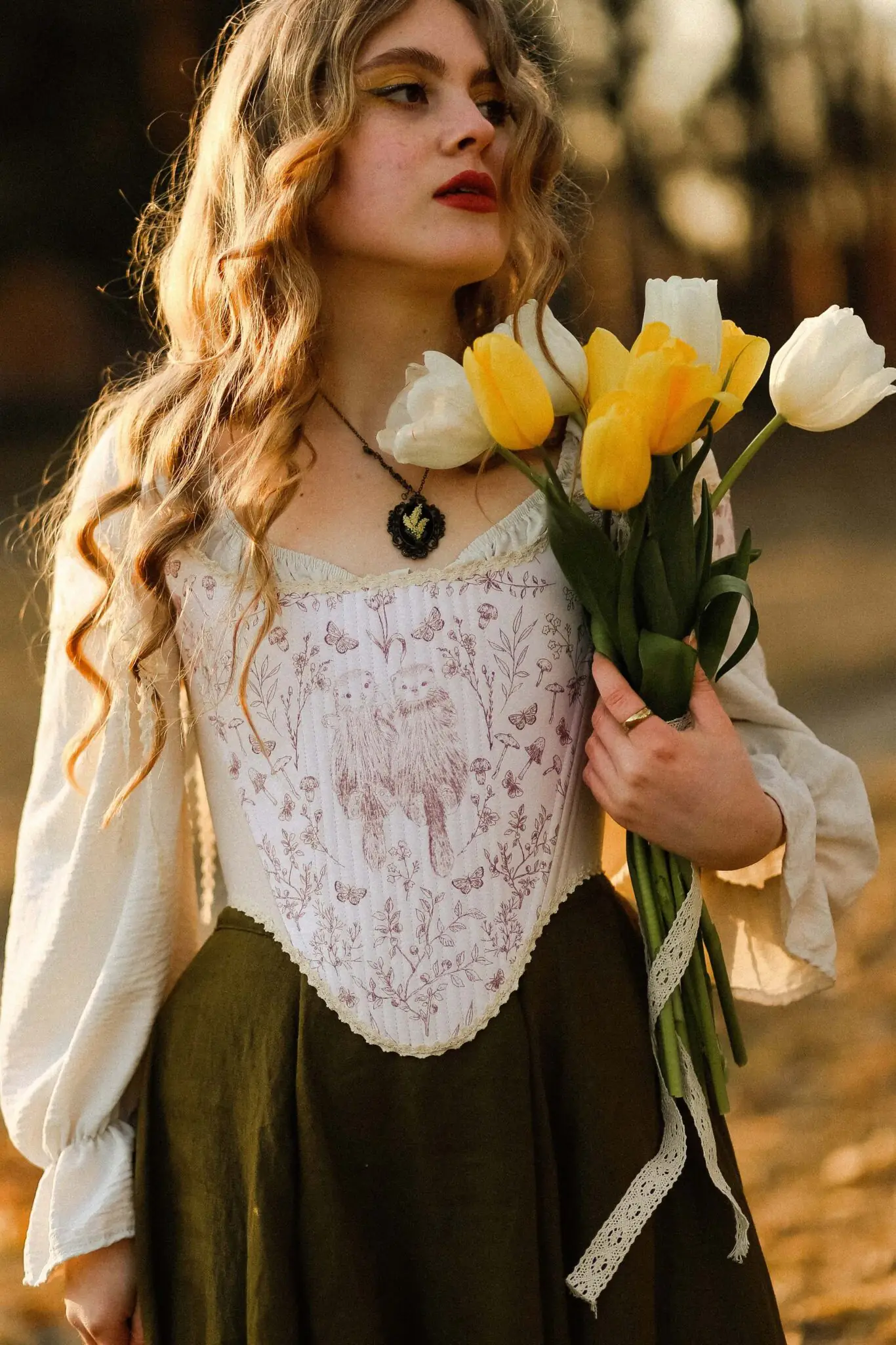 корсети дівчини 2 корсети дівчини 2