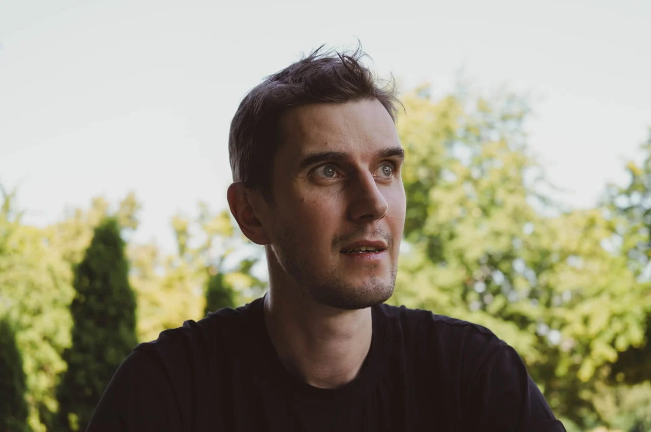 Lyal kar Valeriy Dzekh13 Валерій Дзех міркує про силу культури на фронті