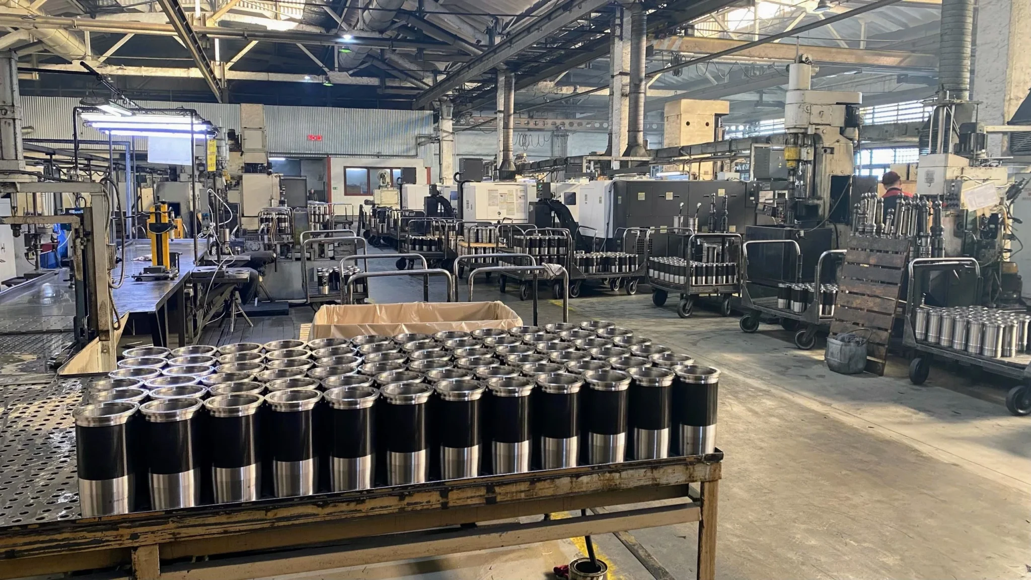 auktsion motordetal konotop sumshchyna 7 Приміщенні заводу «Мотордеталь-Конотоп»