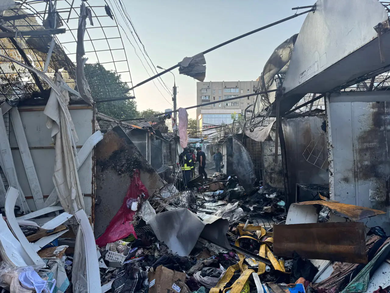 photo 2025 08 15 19 03 23 Руйнування на ринку в Сумах