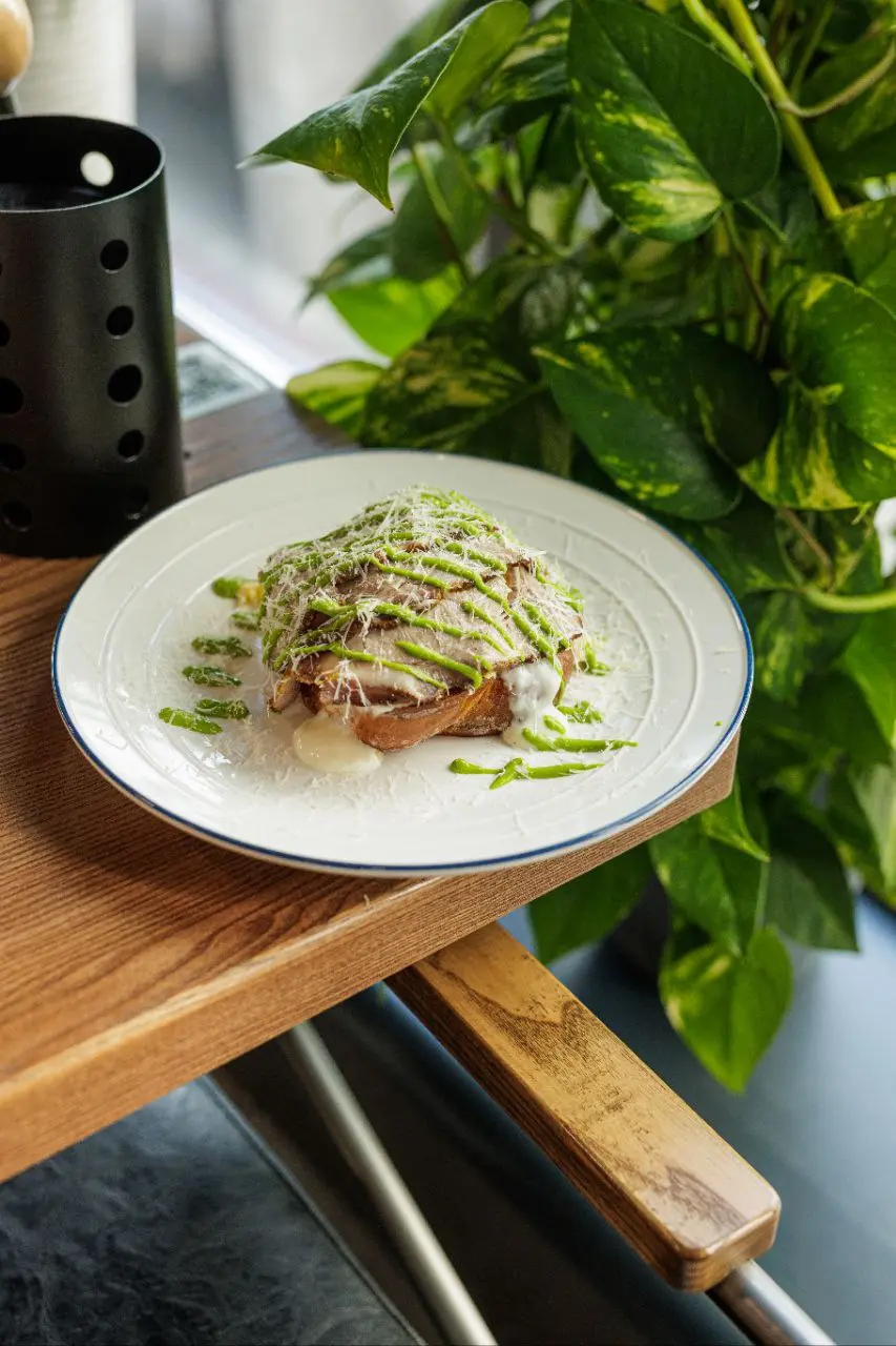 Страва на сніданок у Шнобелі