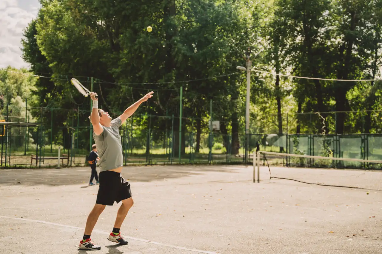 Тенісний корт в Сумах