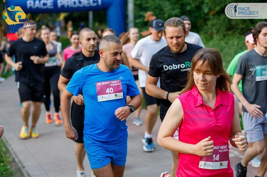 sumy night run 2024 нічний забіг у Сумах навколо озера Чеха у 2024 році