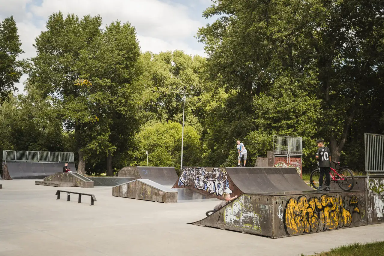 сумський скейтпарк у Сумах в парку Кожедуба