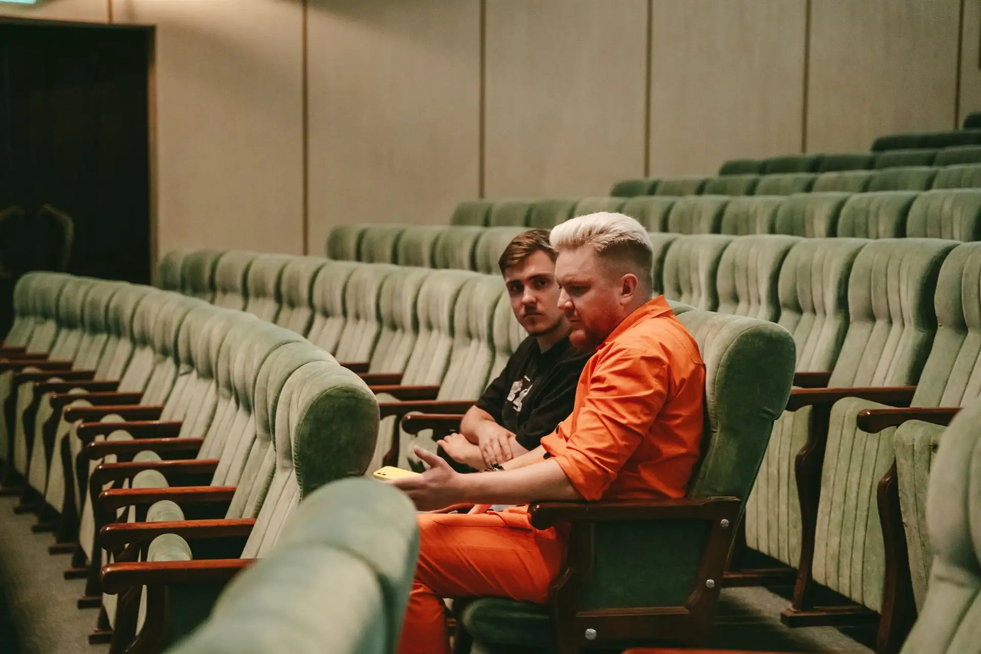 Дмитро Некрасов у глядацькій залі театру Щепкіна