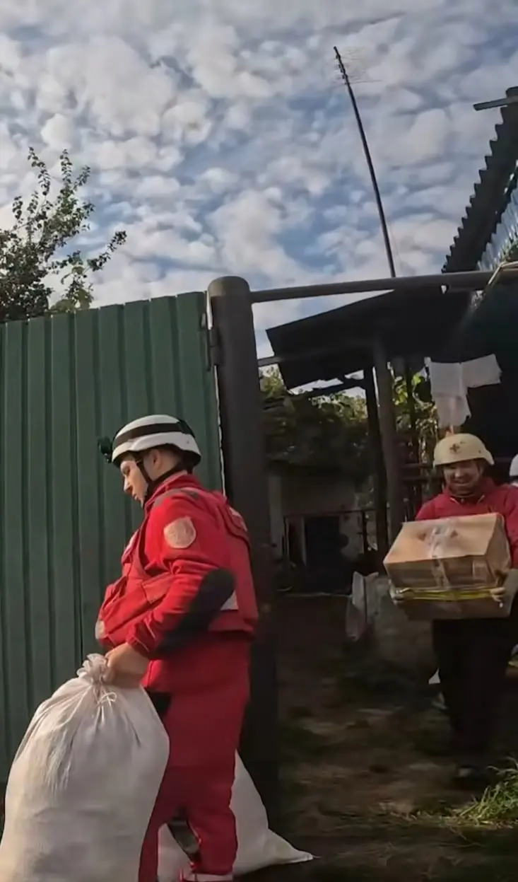 Евакуація від Червоного Хреста у Сумах