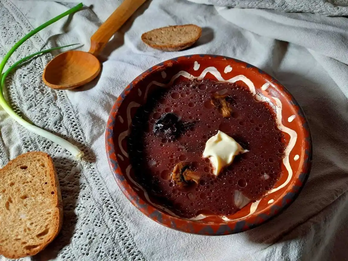 чорний борщ