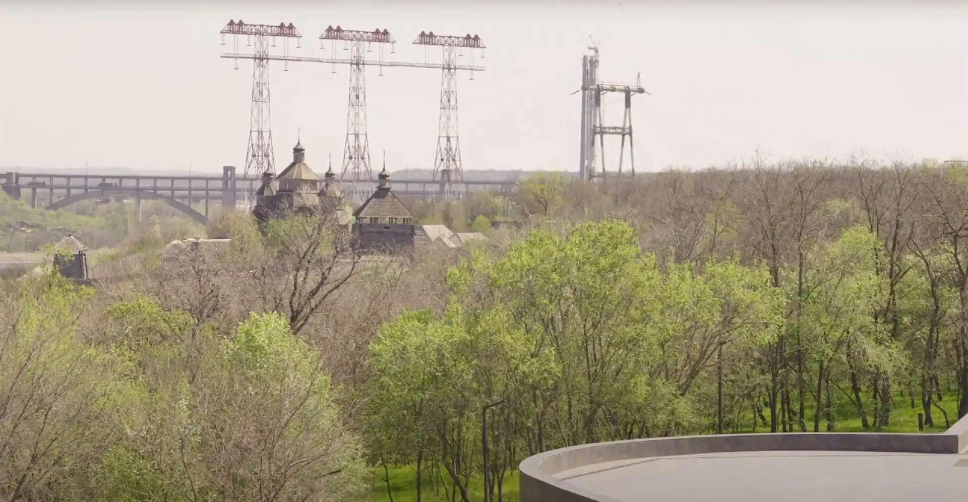 filʹm nevydyma zahroza borotʹba za chyste povitrya Фільм Невидима загроза боротьба за чисте повітря