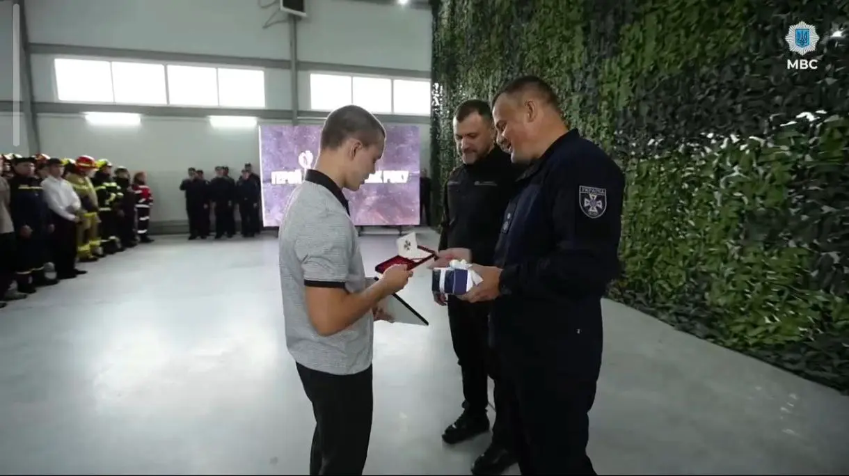 Кіріл Ілляшенко став Героєм рятувальником року від МВС