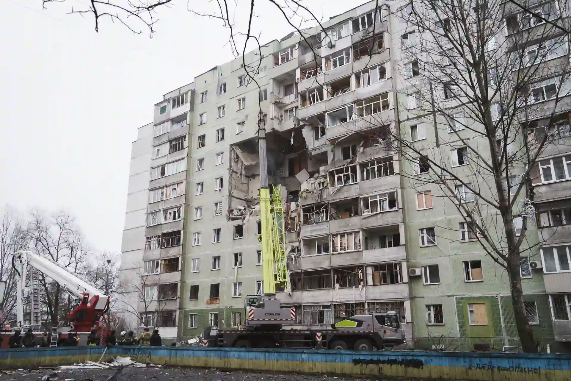 Наслідки атаки на будинок на Героїв Крут