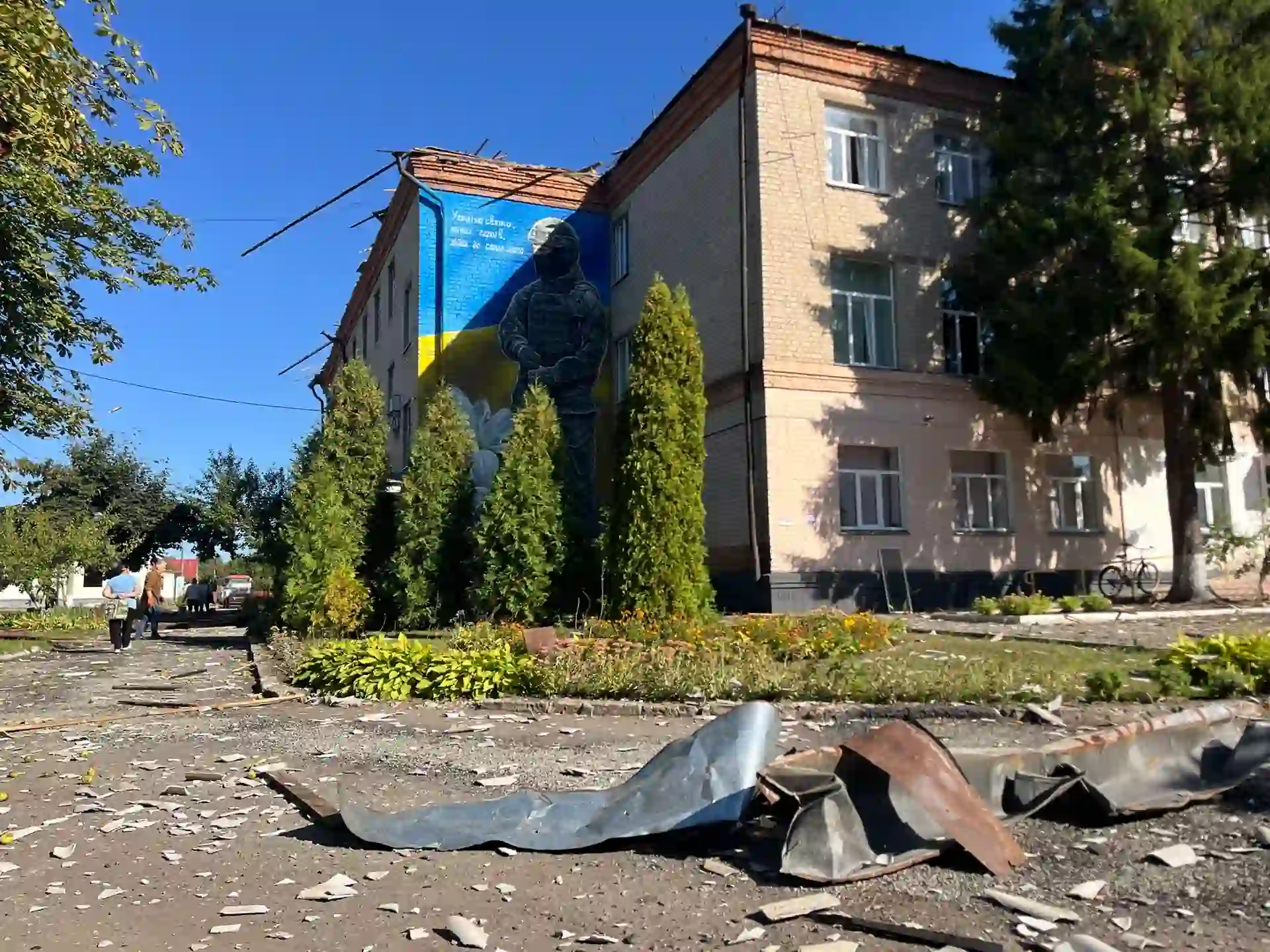 poshkodzhennya uchylyshcha vnaslidok ataky na sumy Пошкоджене училище внаслідок російської атаки