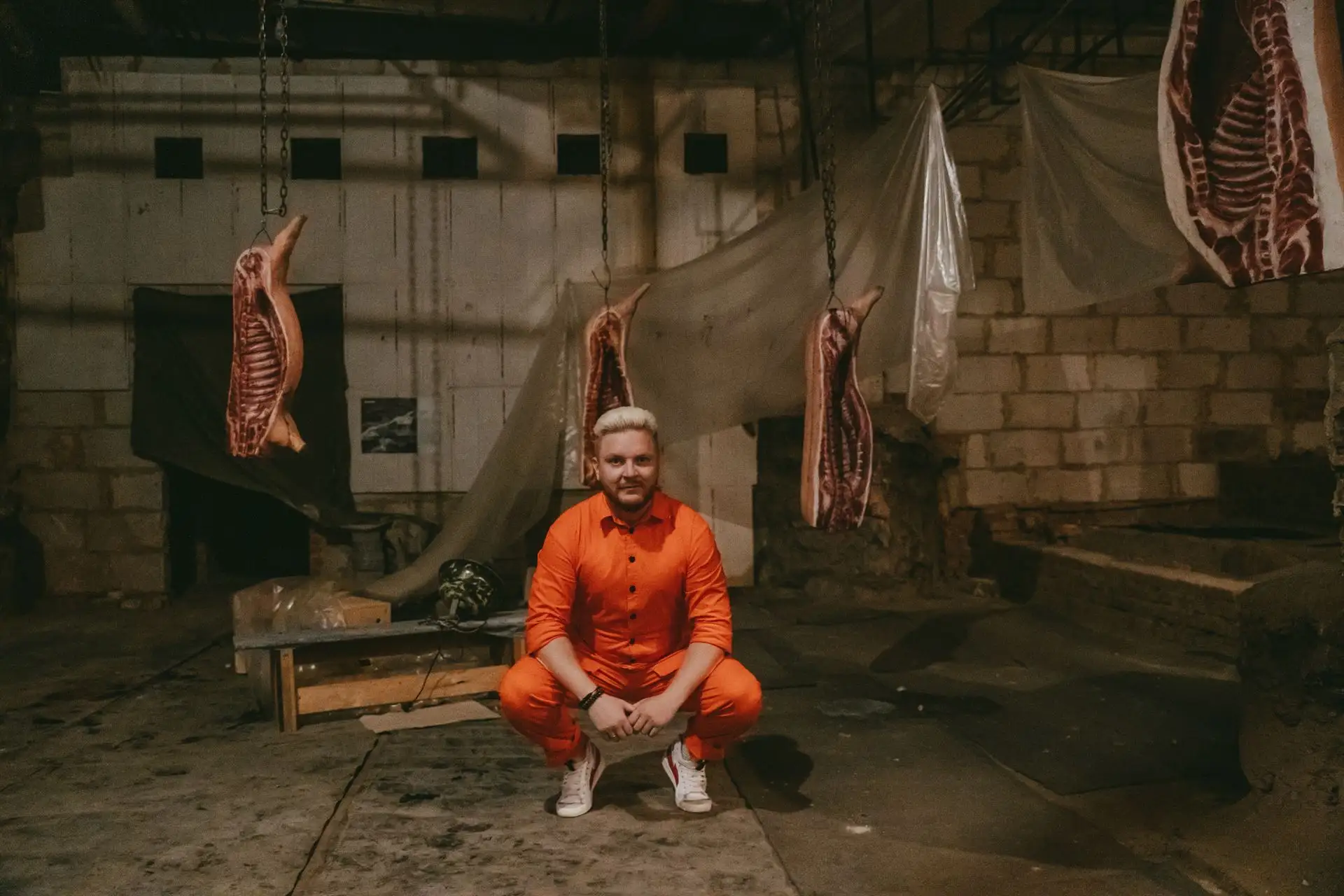 Декорації вистави П'ять пісень Полісся