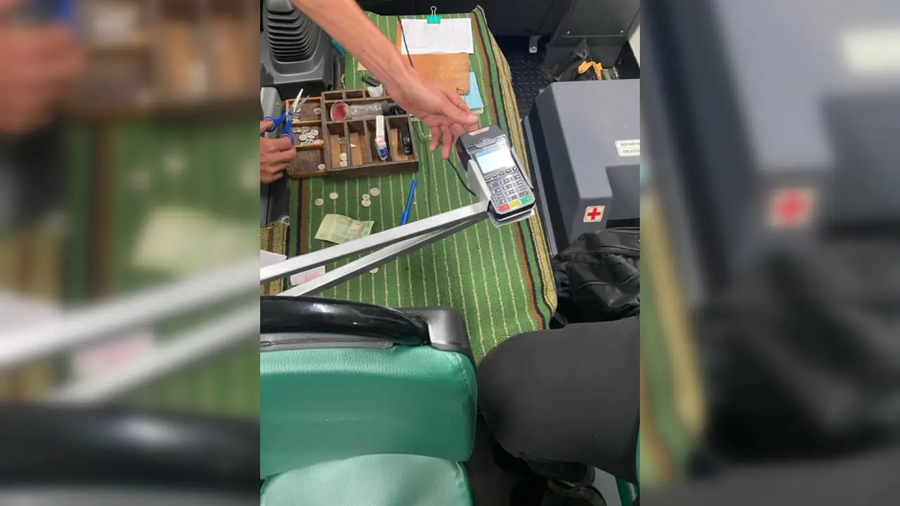 Термінал для оплати проїзду в автобусі в Сумах