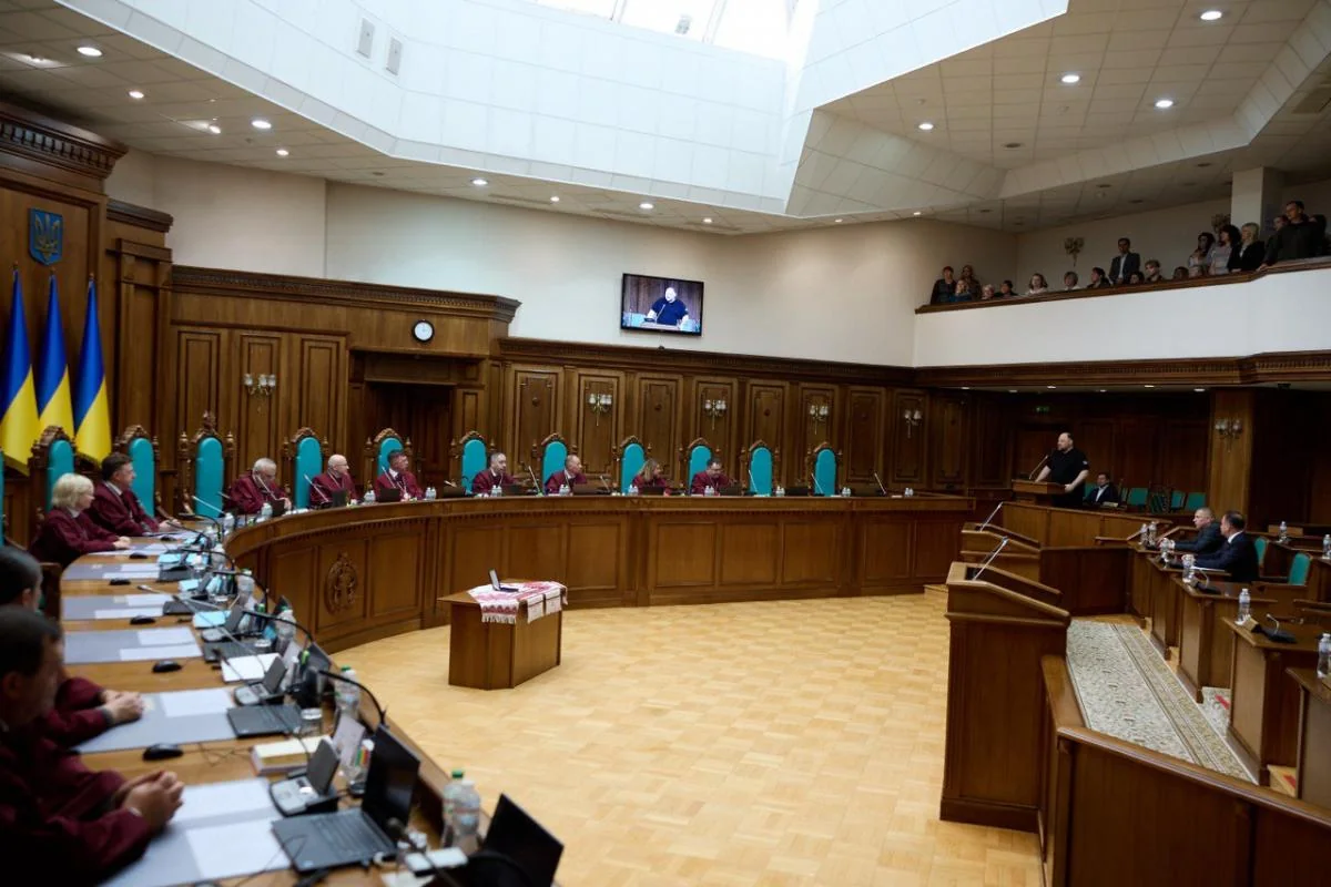 tseremoniya nahorodzhennya suddi ksu Церемонія нагородження нового судді КСУ