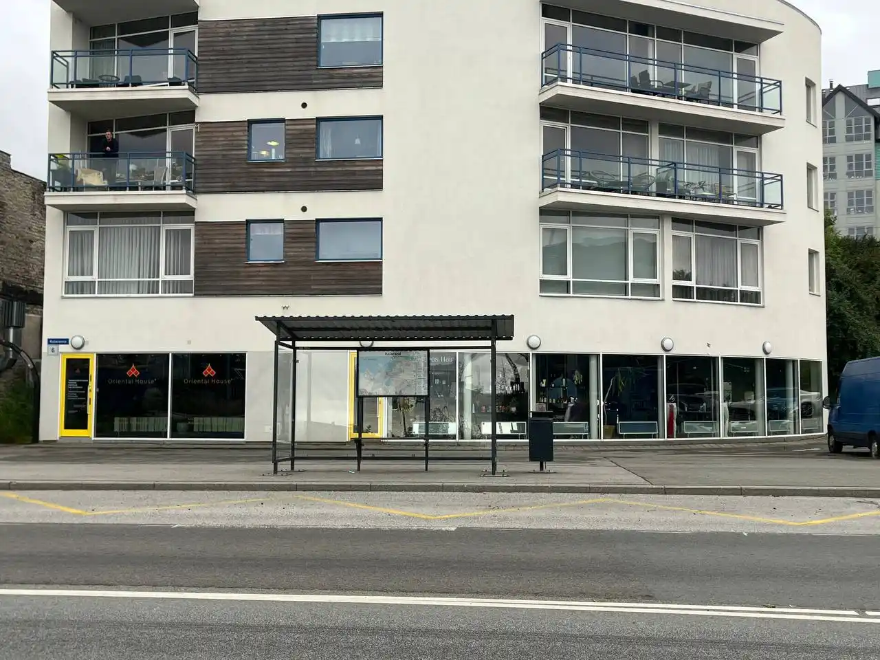 У Таллінні облаштовують зупинки за один стилем