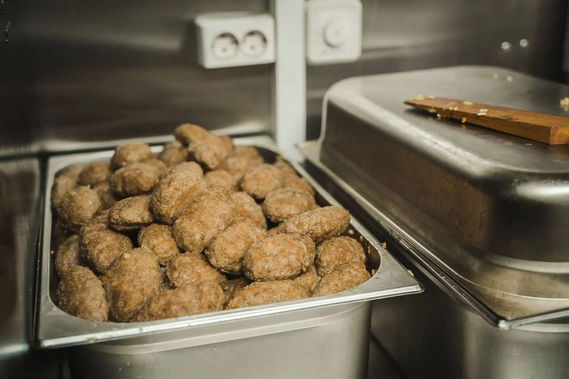 Їжа у фудтраку у Сумах