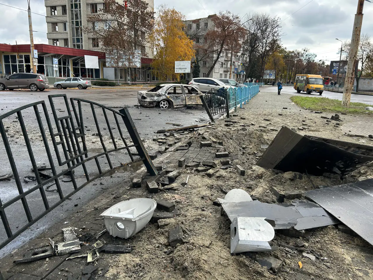 bilya vokzalu pislya ataky влучання на вокзалі в Сумах