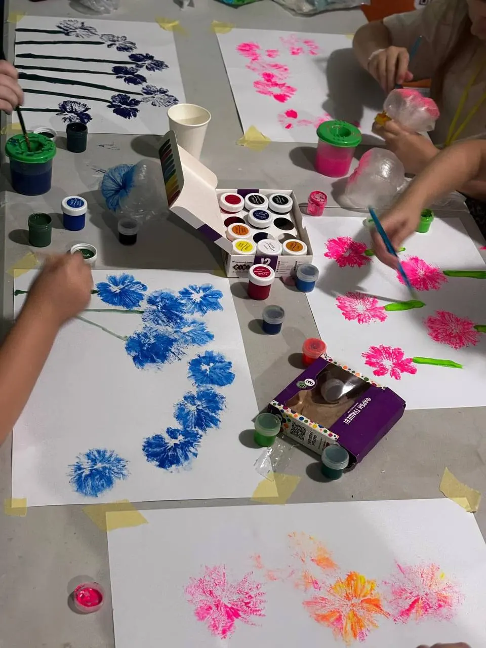 В Сумах для дітей проводять уроки з малювання