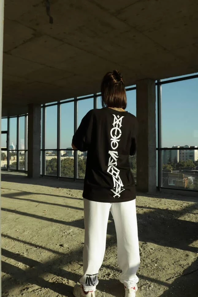 futbolka kalihrafiya brendu misto sylʹnykh futbolka kalihrafiya brendu misto sylʹnykh