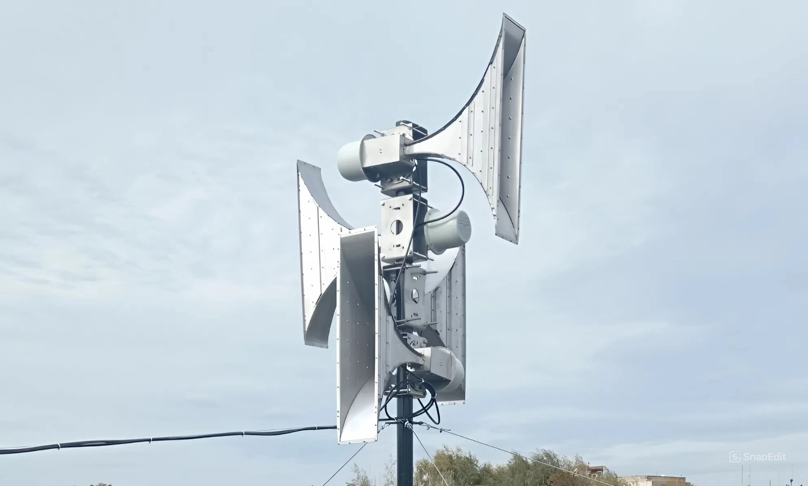 Гучномовець вуличного радіо в Сумах