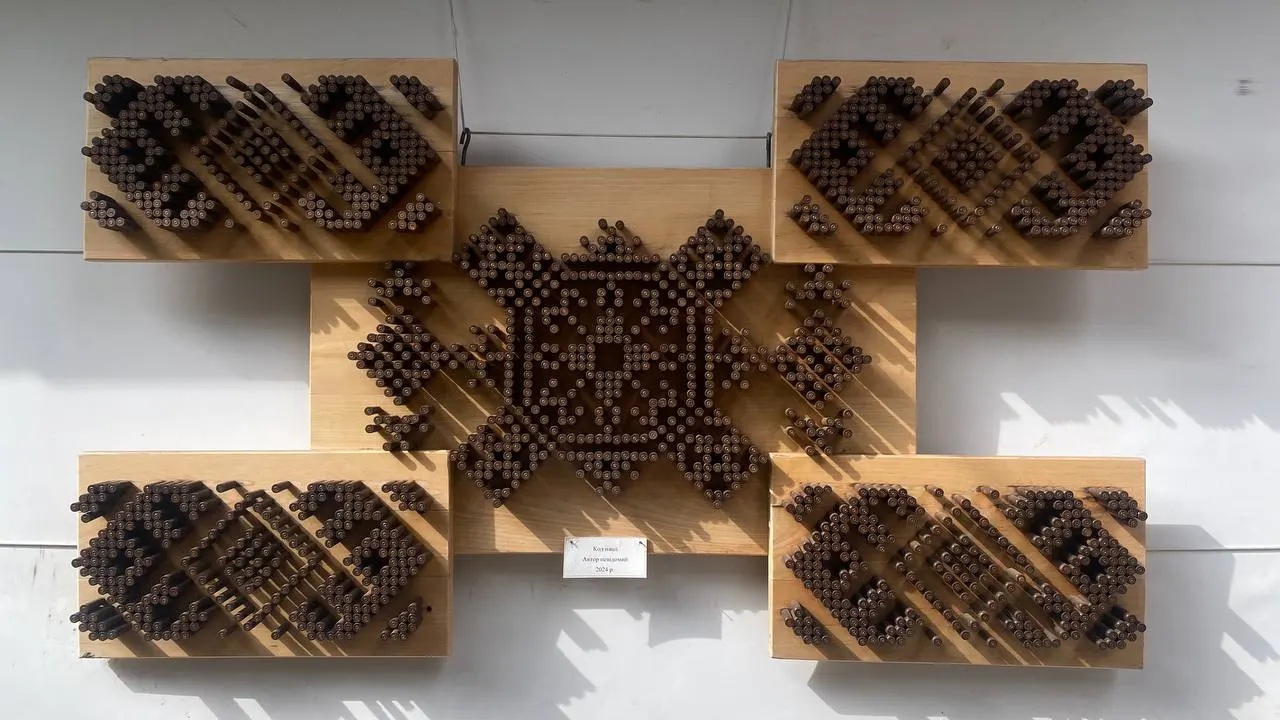 kolazh z naboiiv kolazh z naboiiv