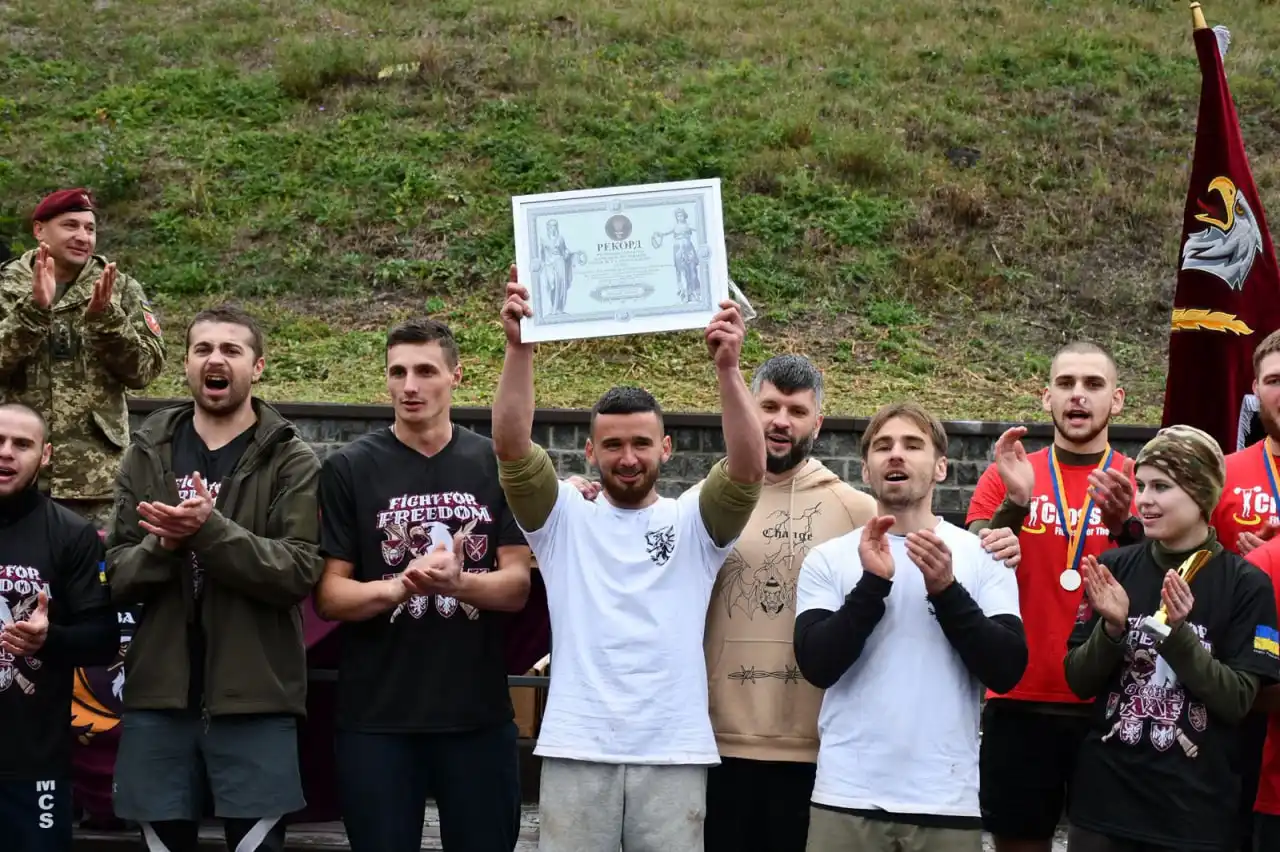 Павло Капкан встановив Національний рекорд України з відтискань від землі