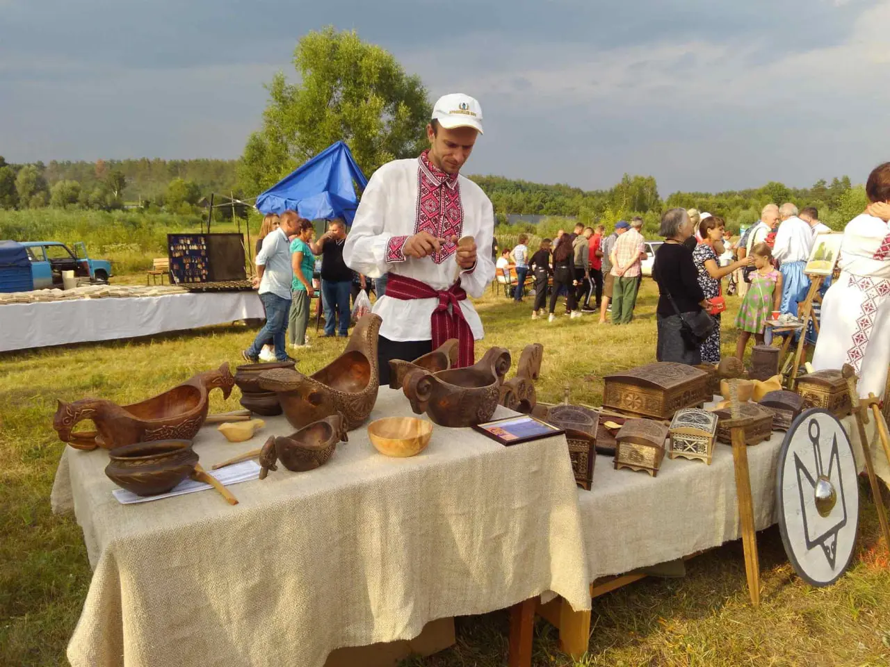 sergiy mayster krolevechinna Сергій Шкура з Кролевеччини